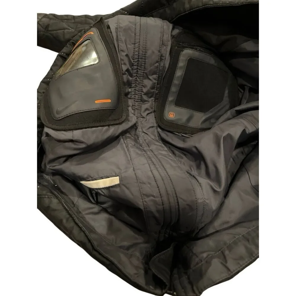 Nike very good